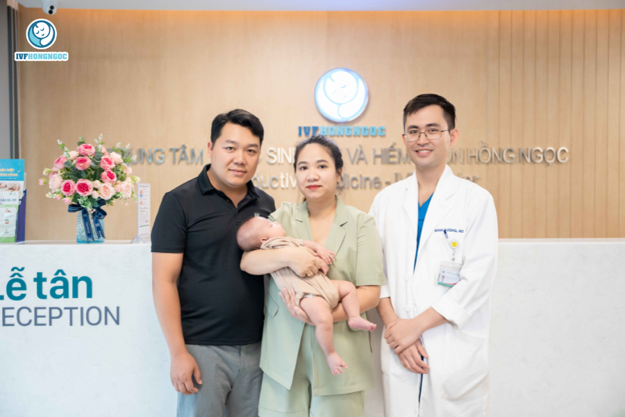 Bác sĩ Nguyễn Bình Dương cùng gia đình U40 chị Nhập, anh Tùng Bác sĩ Nguyễn Bình Dương cùng gia đình U40 chị Nhập, anh Tùng