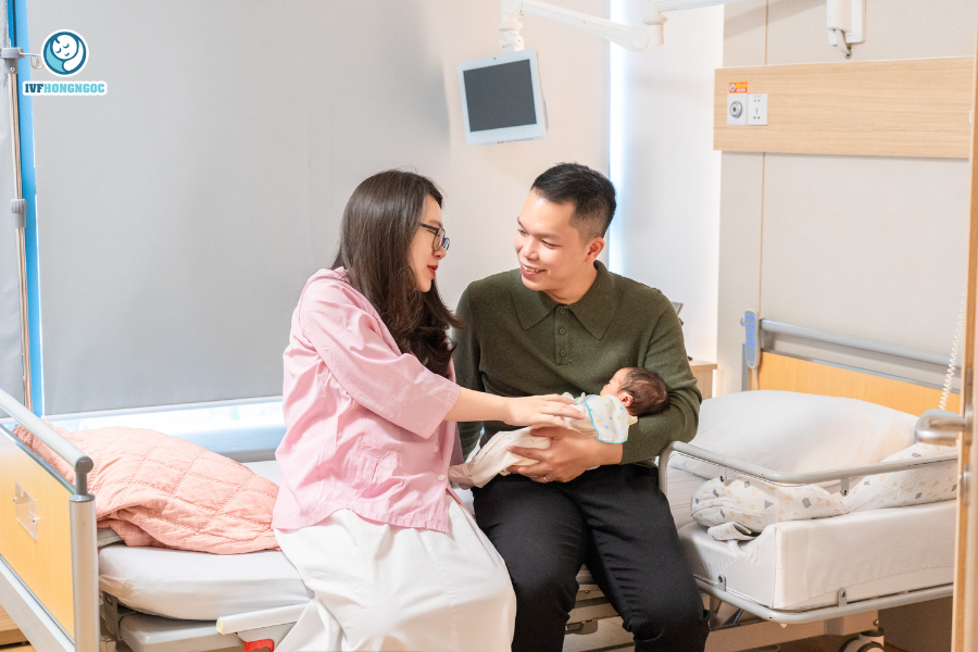 Gia đình chị Lê Thùy Dương và anh Lương Hoàng Long (Hà Nội) Gia đình chị Lê Thùy Dương và anh Lương Hoàng Long (Hà Nội)