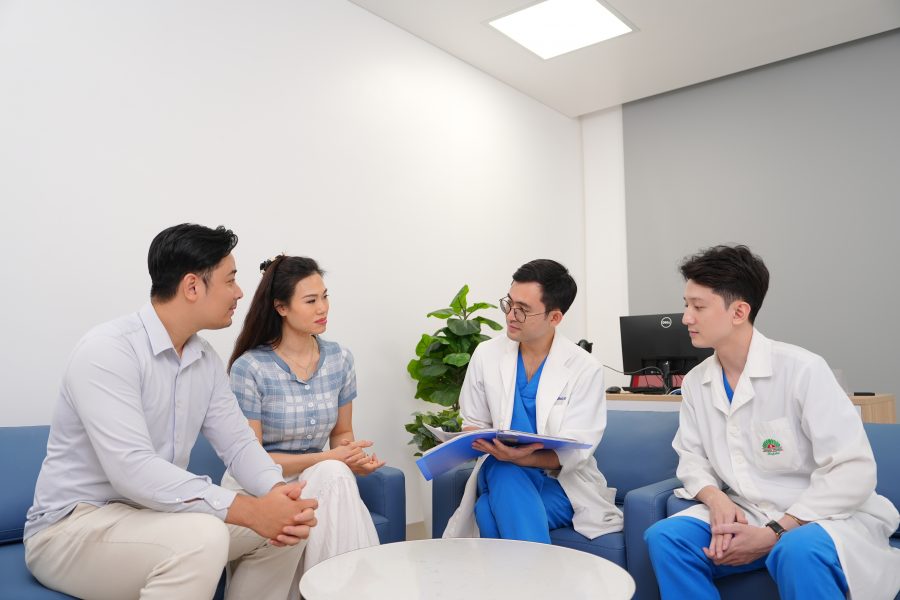 Thăm khám, tư vấn cá nhân hóa IVF và di truyền cùng bác sĩ Thăm khám, tư vấn cá nhân hóa IVF và di truyền cùng bác sĩ