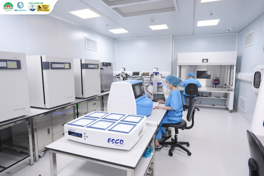 Phòng Lab chuẩn ISO 5, với các công nghệ hỗ trợ sinh sản hiện đại.
